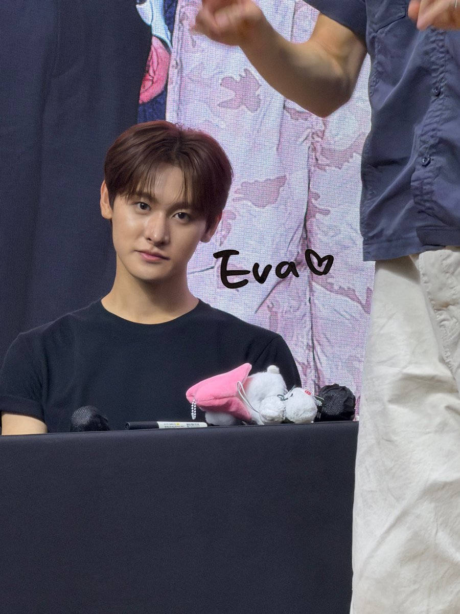 debutdavril's tweet photo. 290726 🤍 https://t.co/lxsOjgyZLs