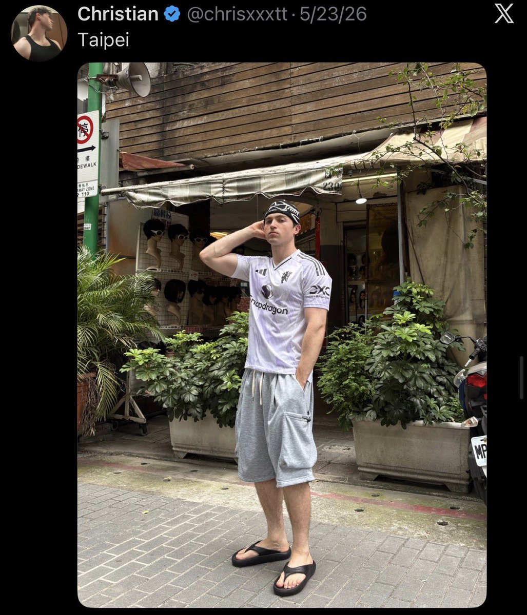 chadparrty's tweet photo. we don’t talk enough about how that guy went on a sex tour around Asia… another broteinpancakes chyyy 😭 https://t.co/IYvuUAXzKF