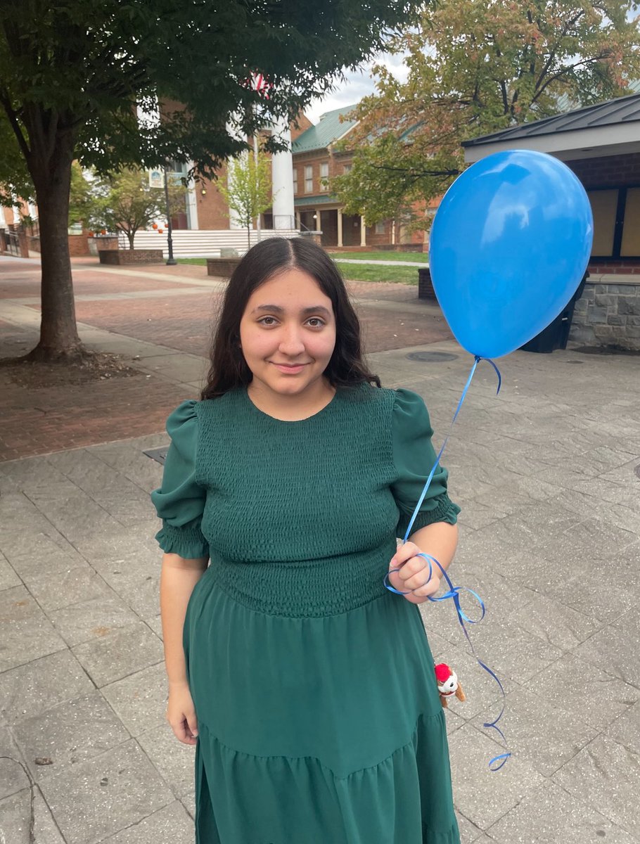 HandleyInteract's tweet photo. Helping with the White Cane Event in the downtown mall! https://t.co/OoqnnlhhU0