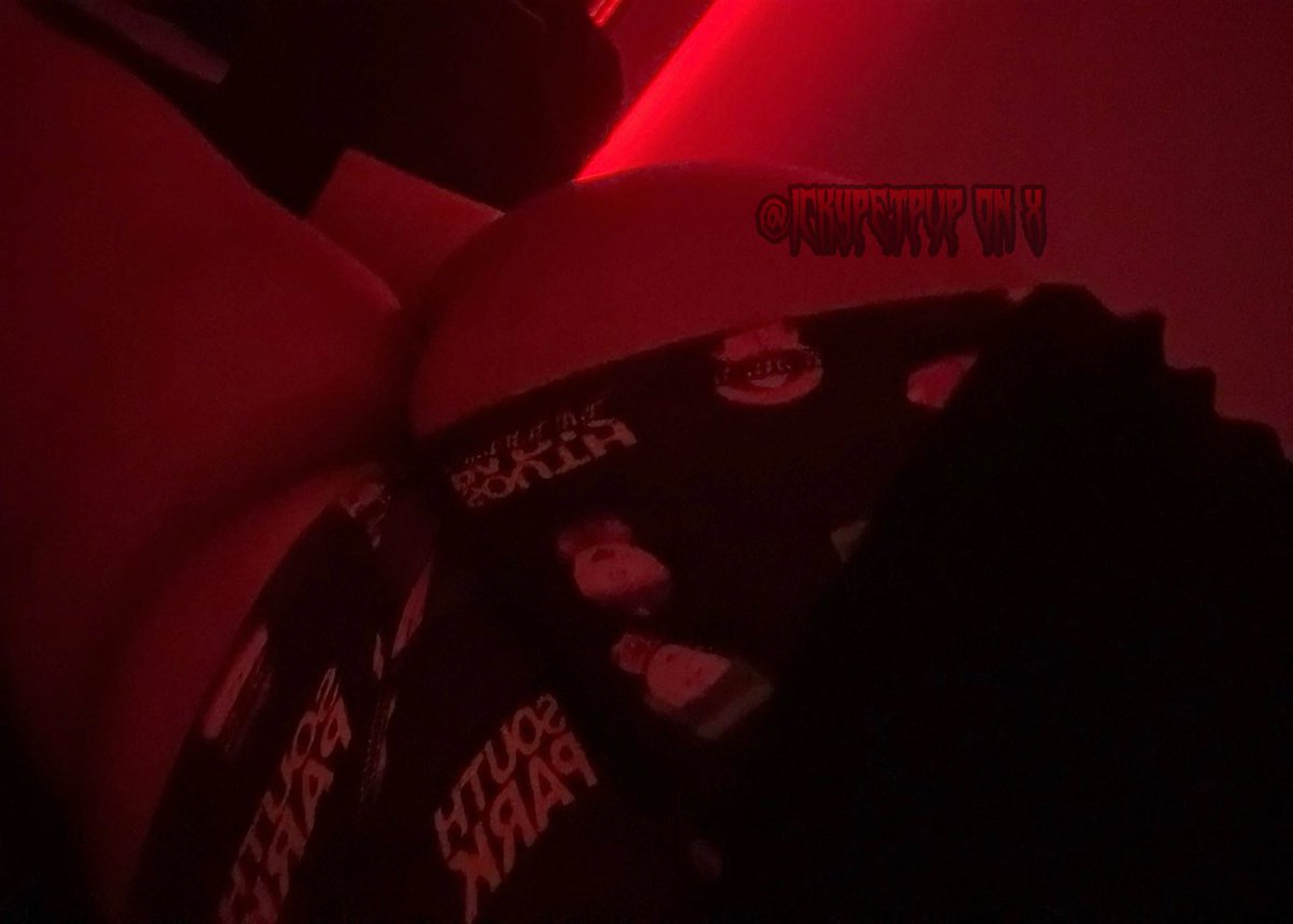 ickypetpup's tweet photo. i sometimes cant help myself from taking pictures of my butt in boxers && these are my favorite pair of briefs ( ◡̀ ̫ ◡́)
#nsfwtwt #nsfwtwtًً #puppyboy #puppygirl #thick #chubby #boxers #boxersbriefs #ass #fatass https://t.co/4XKH3ApEf1