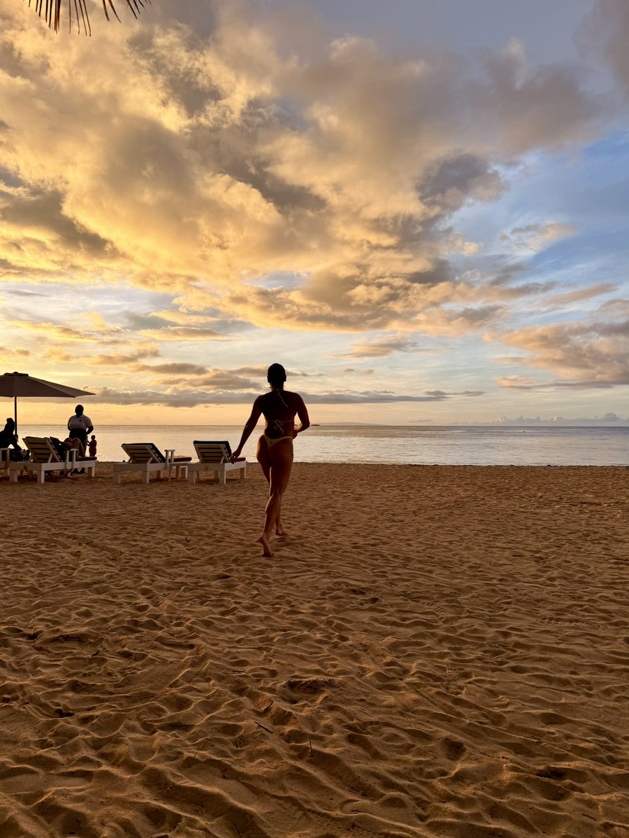 MilePosts's tweet photo. JOY 💖 https://t.co/M3UE2tQLlb