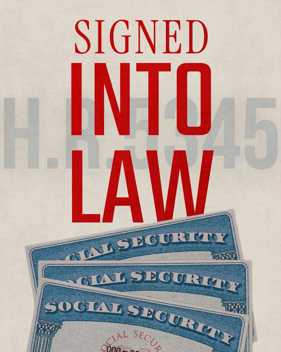 Image for the Tweet beginning: 🚨🇺🇸 @POTUS just signed my