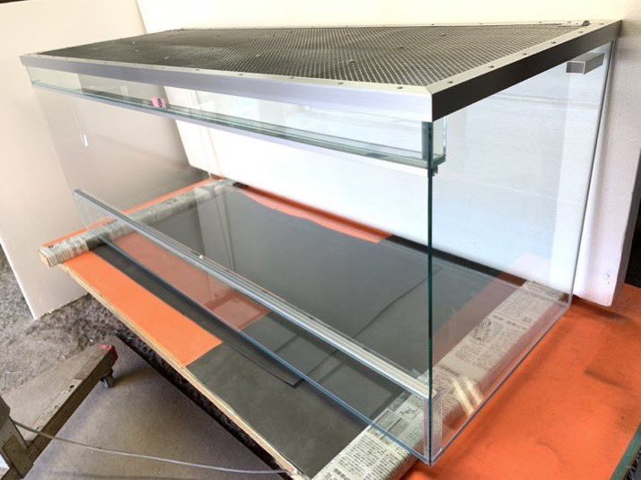 cot_up's tweet photo. インテリアにピッタリのレプタケースは国内生産品です。

サイズ、仕様等はご相談ください！　

大型レプタケース
1500x600x600H

お問合せ
info@cot-up.com

https://t.co/0fSgJnnfWi
#ホカケトカゲ #レッドテグー
#グーグルモニター  #テグー https://t.co/Mqt7mE4gDN