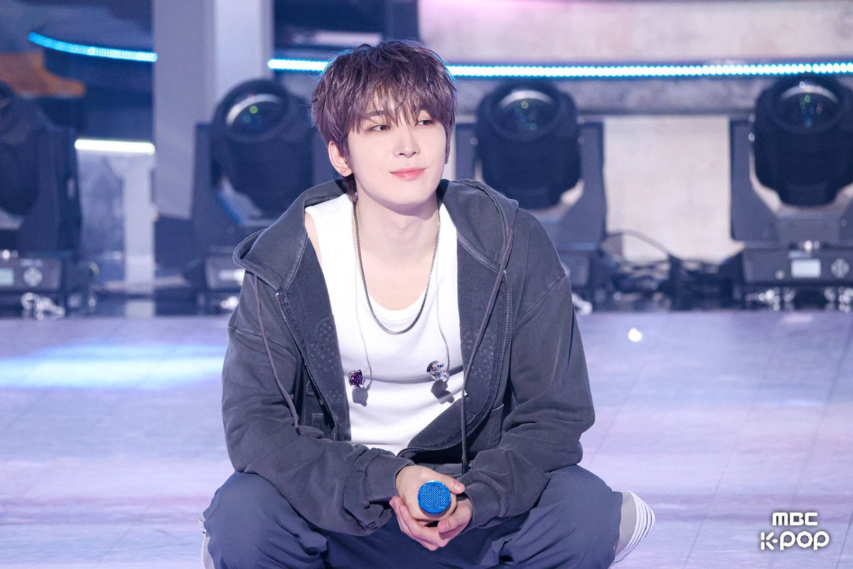 svt_onehanA's tweet photo. 원우시💜
원우 무대 보고싶다 https://t.co/1DoXVJpz4f