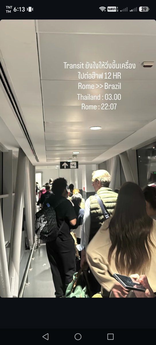 LmSy754091's tweet photo. When they arrived at first place they are so hungry aw poor babies. @sonyasarann @Lookmheewang
#ลูกหมีซอนญ่า​ #lmsy #SonyaSaranphat https://t.co/8IYFKjvbji