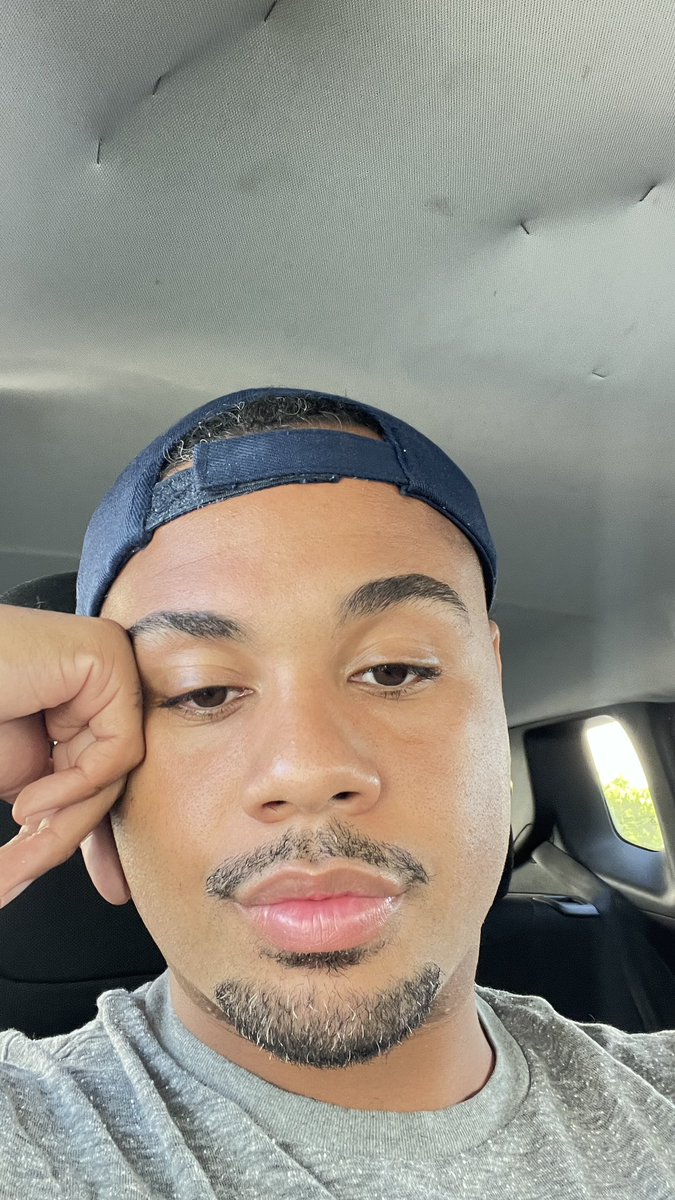 thegorgeousguy_'s tweet photo. 👋🏽🖤 https://t.co/QjgadjBldD