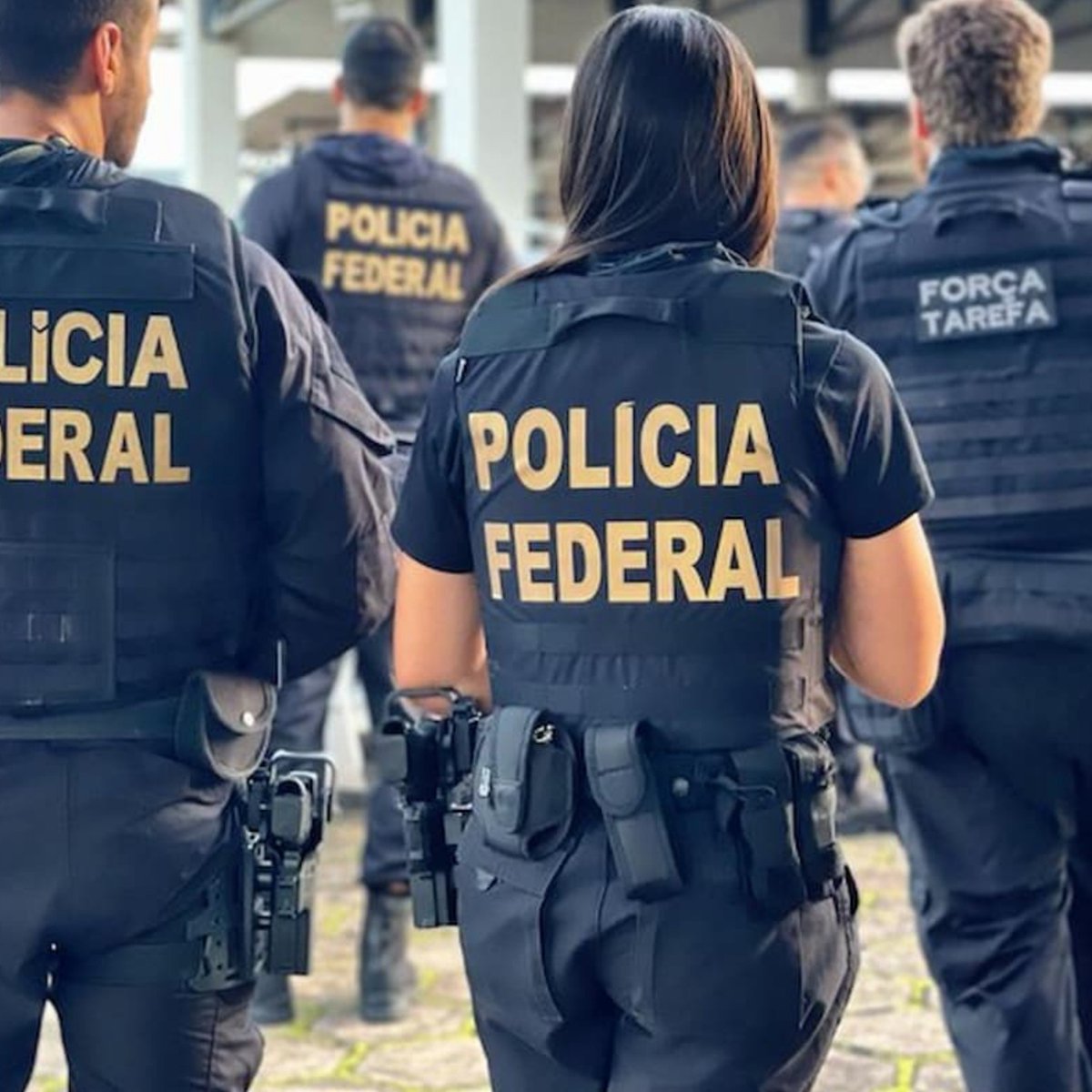 updatecharts's tweet photo. A Polícia Federal ARQUIVOU a investigação sobre a SUPOSTA INTERFERÊNCIA dos EUA nas eleições brasileiras, segundo o G1. https://t.co/s7wc3JkoaI
