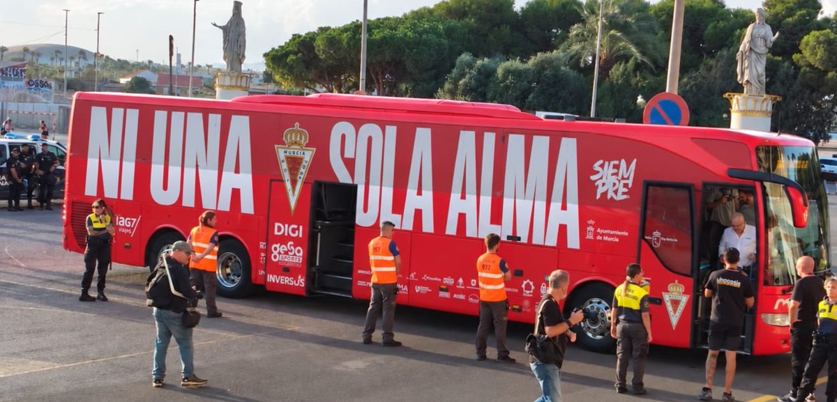 fpfcct's tweet photo. Buen viaje de vuelta a los aficionados que nos han visitado en el día de hoy. 

#PiqueSano
#Derbi https://t.co/3IcieQnKAR