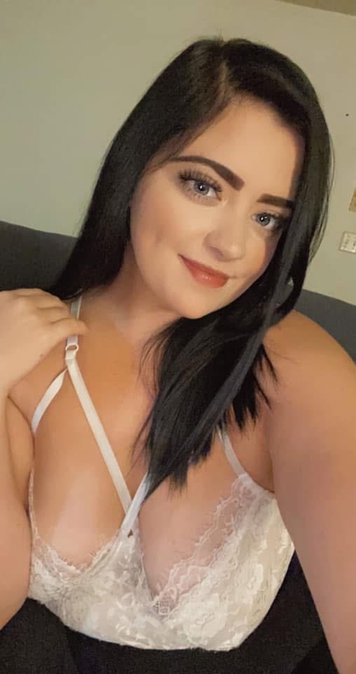 painRelief78's tweet photo. Content coming soon🥰🥰🥰 Kyra . D https://t.co/uBHUIYwxLN