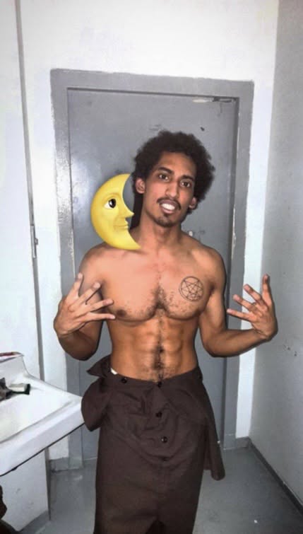 bobheick's tweet photo. free my boy duck764 till it backwards nigga #longlivealmedia https://t.co/xH1iIkCTVG