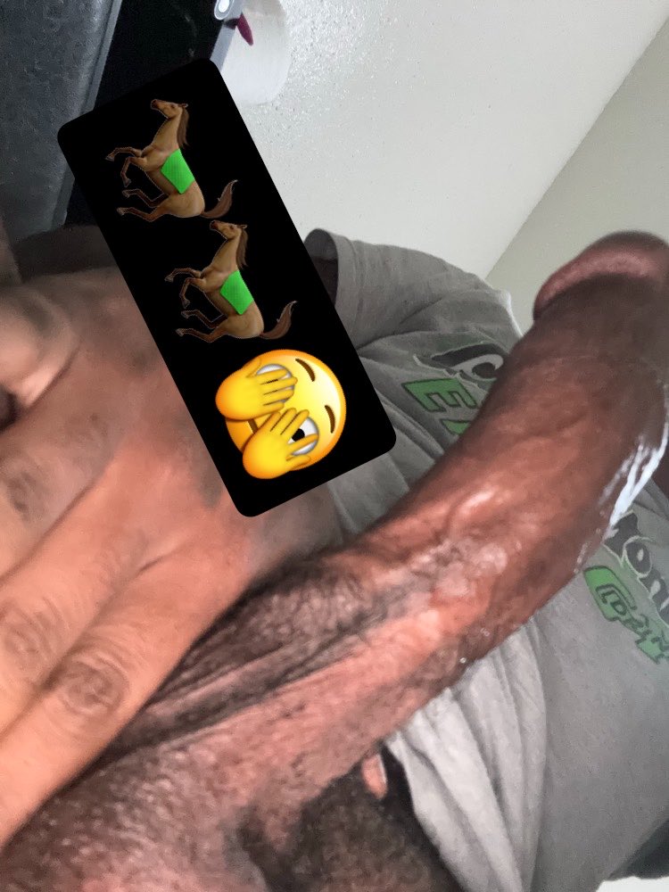 MickR34_'s tweet photo. Horny asf need sum thick shii pu on me to white every inch of my big ah 11inch dixk for FREE📲🐎💦#dallasmeets #dtxfreaks #oakcliff #11inchbbc #dallasfreak #horny https://t.co/DTmBTdD30N