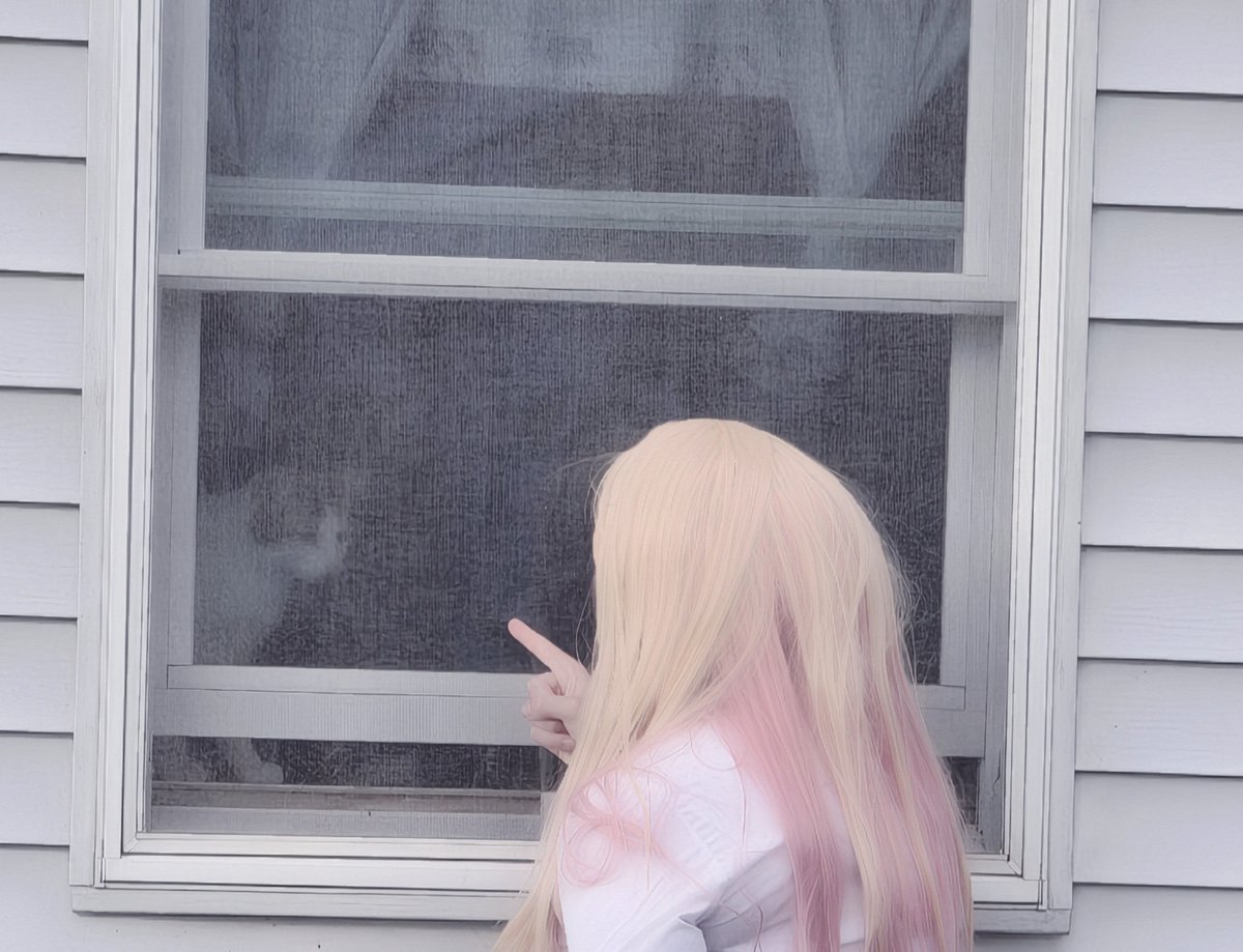 schizobait's tweet photo. marin marin >_<
♡︎&↺
#cosplay #val #altmakeup #piercings #mydressupdarling #meow #cringe #teens #moots #lol #nsfwtwt https://t.co/BlU29Sk3CD