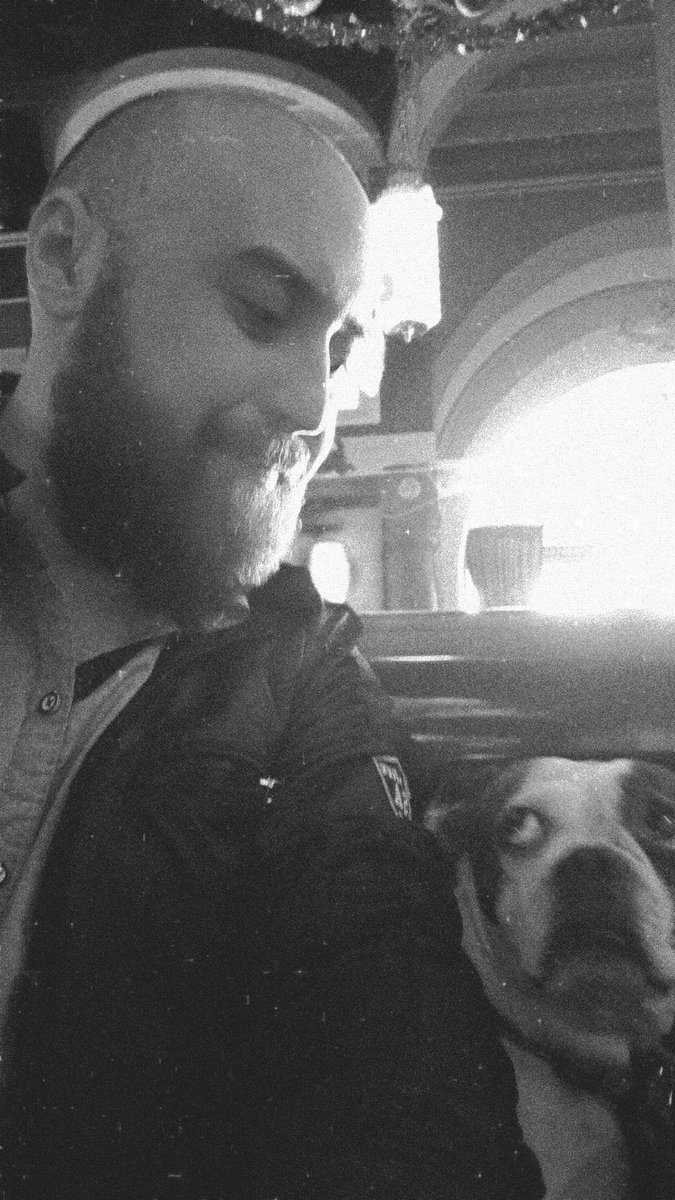 HeavyMetaphors's tweet photo. man and dog https://t.co/7L15OBw3ZF