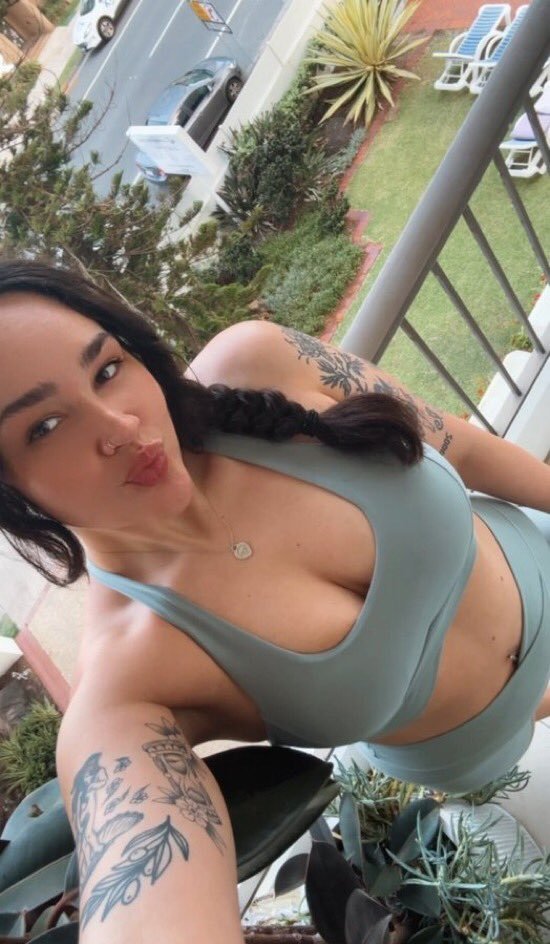 _goddesssydney's tweet photo. Does this make you scared?
Weak?
Inferior?
Powerless?

That’s exactly where I want you

Stop resisting and surrender to your Superior
#Cuck #wankchat #hotwife #nsfw #nsfwtwt #bbc #bnwo #findom #horny #goon #gooner #bdsm #femdom https://t.co/EOYfK0TEYR