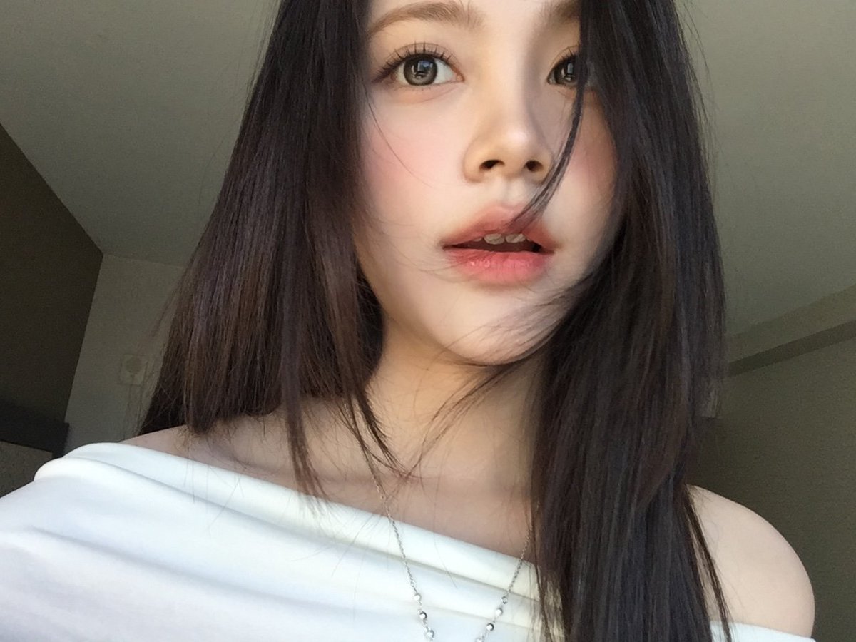 h2hcrmn's tweet photo. Good morning ✨️🍂 https://t.co/owojOKuzwn