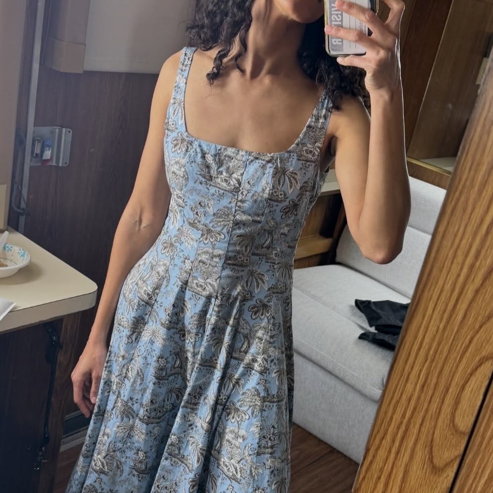 milfshauna's tweet photo. their date outfits😭😭😭 https://t.co/hLtzyVy9R8