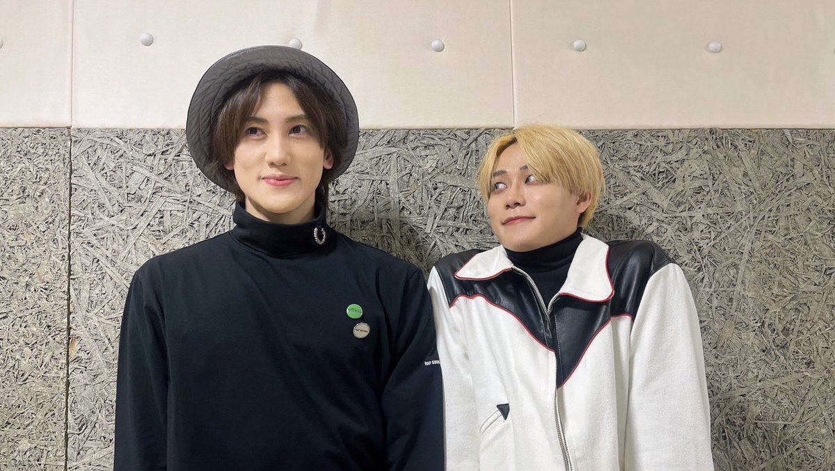 LuaXx2d's tweet photo. ⋆┈┈┈┈┈┈┈┈⋆
 ⋆*𝗥𝗲𝗺𝗶𝗻𝗱 ⏰✧*｡
⋆┈┈┈┈┈┈┈┈⋆

明日‼️ 10月9日(金)20時～
YUKIのニコゆきチャンネル配信

＼  𝗴𝘂𝗲𝘀𝘁 植原卓也さん ／

 #MADKID_YUKI https://t.co/zdDRNYRmpj