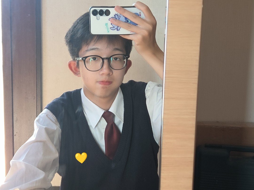 taii_2910's tweet photo. 真っ直ぐとよく分かんない方見てる写真を投下
学校のテストがんばる https://t.co/kCog1NqBcd