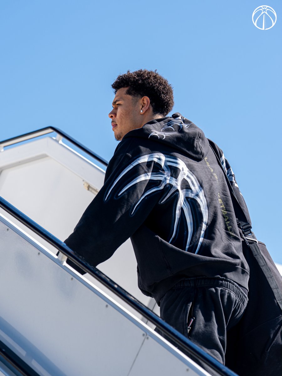 WashWizards's tweet photo. otw 🛫 https://t.co/SXkPqJzNEe