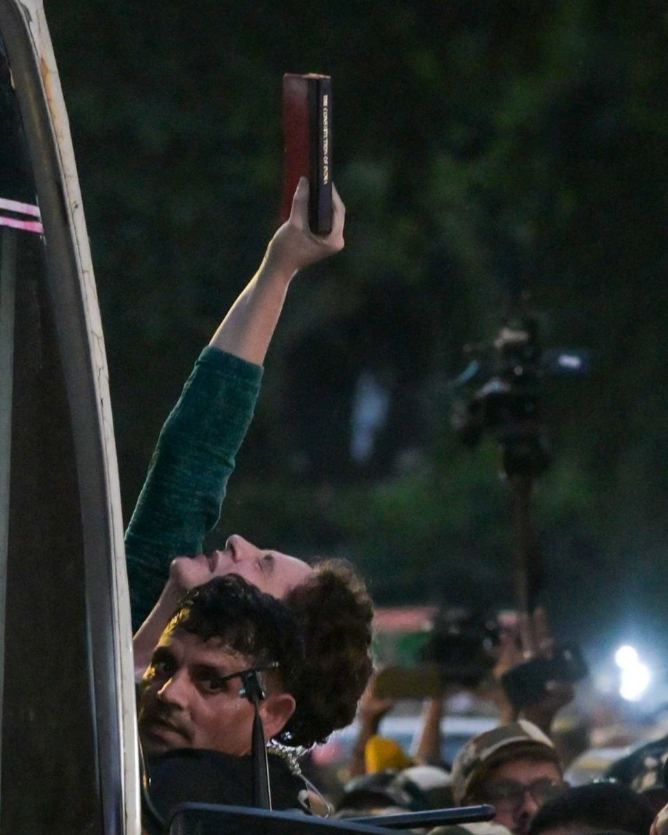 ixadilx's tweet photo. Priyanka Gandhi Vadra ♥️ https://t.co/ROSlHOeIXQ