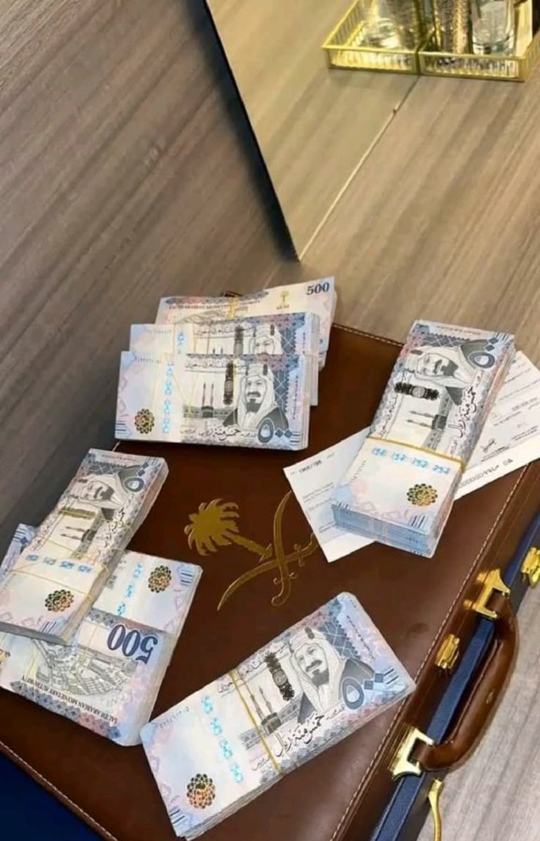 kusr5b's tweet photo. لو جتك 4 مليون ﷼ سعودي  اليوم
هل يمكن للمبلغ .. أن يحل كل مشاكلك 💵 

◯ نعم

◯ لا https://t.co/ck4O0xIbee