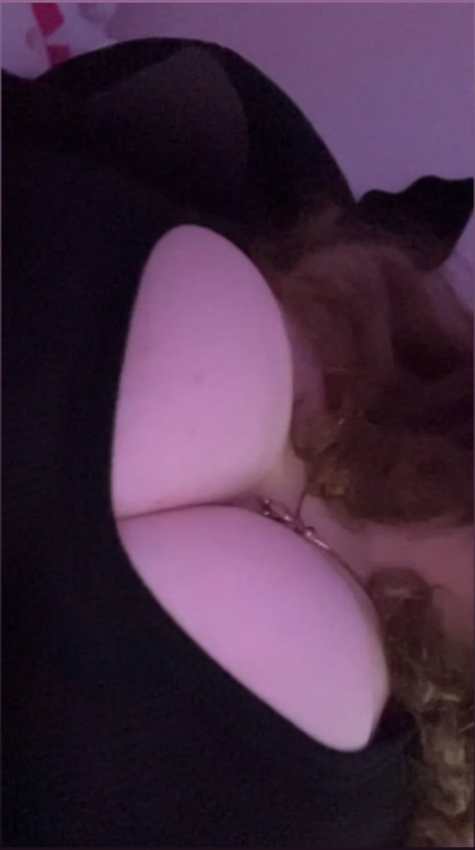 kittybsf's tweet photo. Im such an attention whore #boobs #mommymilkers #boob #mommy #titties #tit #pawsocks #goon #gooner #smother #wlw #wlm #bi #sub #dom #switch #nsfw #nsfwtwt #egirl #slut #nudes #boobies #comgirl #jiggle https://t.co/uBp0Kqd8R4
