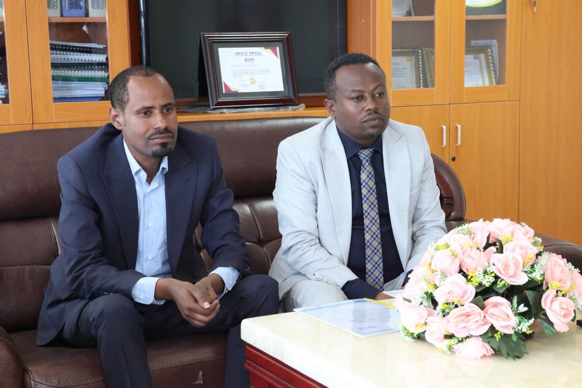 DBU_OfficialAcc's tweet photo. 📌 Debre Berhan University and Victims’ Rights Center Board Led organization Sign Memorandum of Understanding to Strengthen Collaboration on Human Rights, Legal Aid, Research, and Community Engagement
Debre Berhan, October 7, 2026 (Meskerem 27, 2019 E.C.) https://t.co/Lle3Nr8Dcs