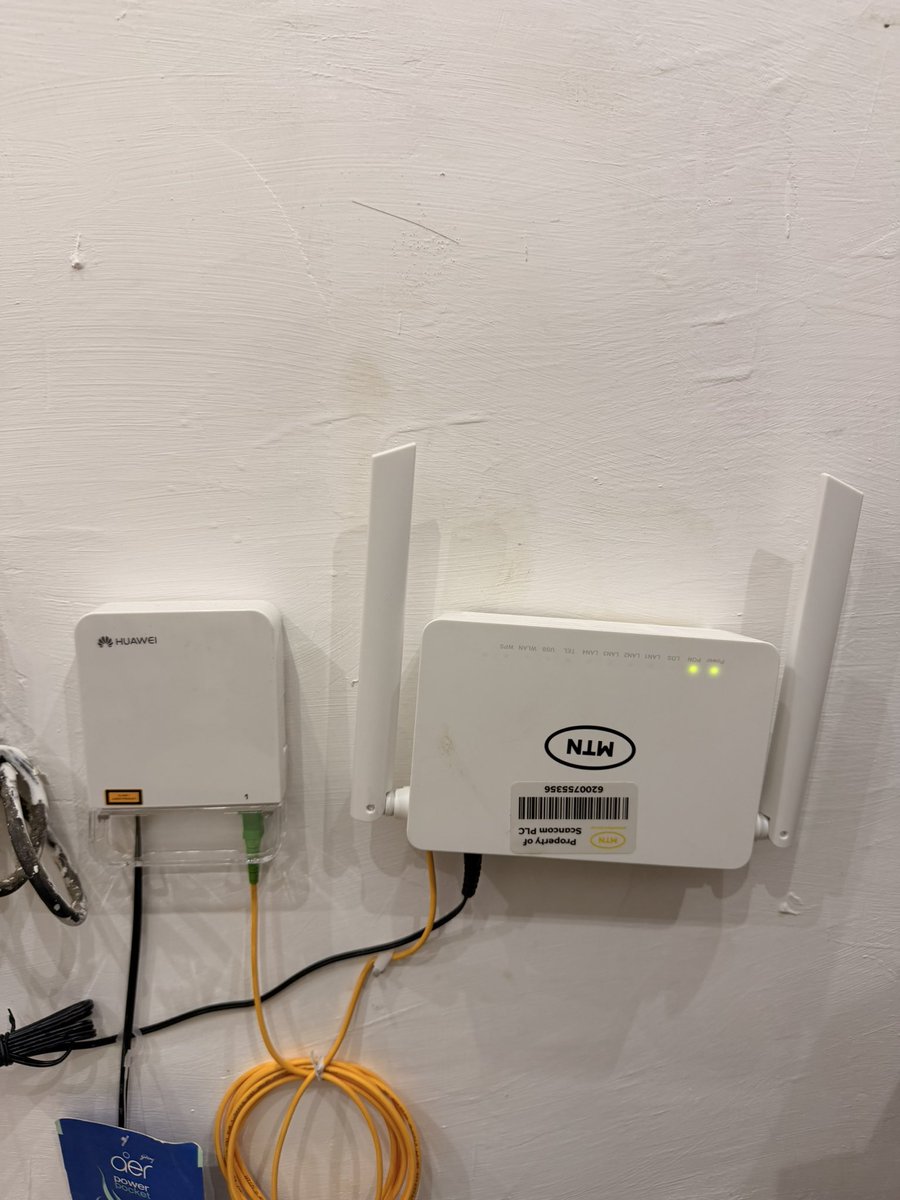akokc_davido's tweet photo. for 299 cedis you can get the MTN fiber broadband 
very high speed and it lasts for a month 
call/text this number if you need some 

☎️ : 0552627762 https://t.co/dLRvGTdzOF