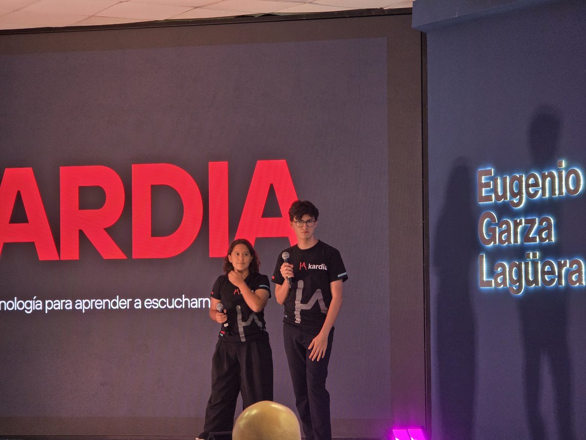 PrepaTecQro's tweet photo. 2/3 #Tech4Good abre esa oportunidad: un encuentro nacional de PrepaTec donde los estudiantes aplican sus conocimientos, trabajan en equipo y desarrollan propuestas tecnológicas para responder a necesidades de su comunidad. 🙌 https://t.co/vwyttBPobb