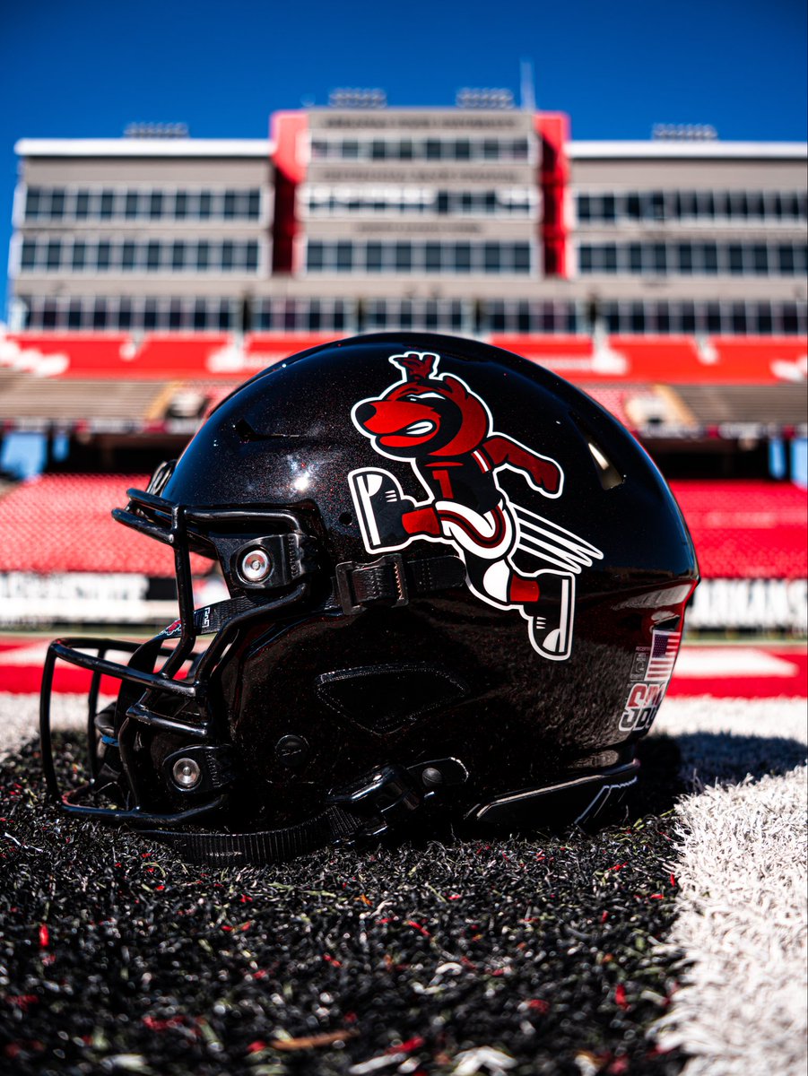 AStateFB's tweet photo. A little something new.🔥🔴⚫️

#WolvesUp🐺 X #FPE https://t.co/HO8PSkkKYS