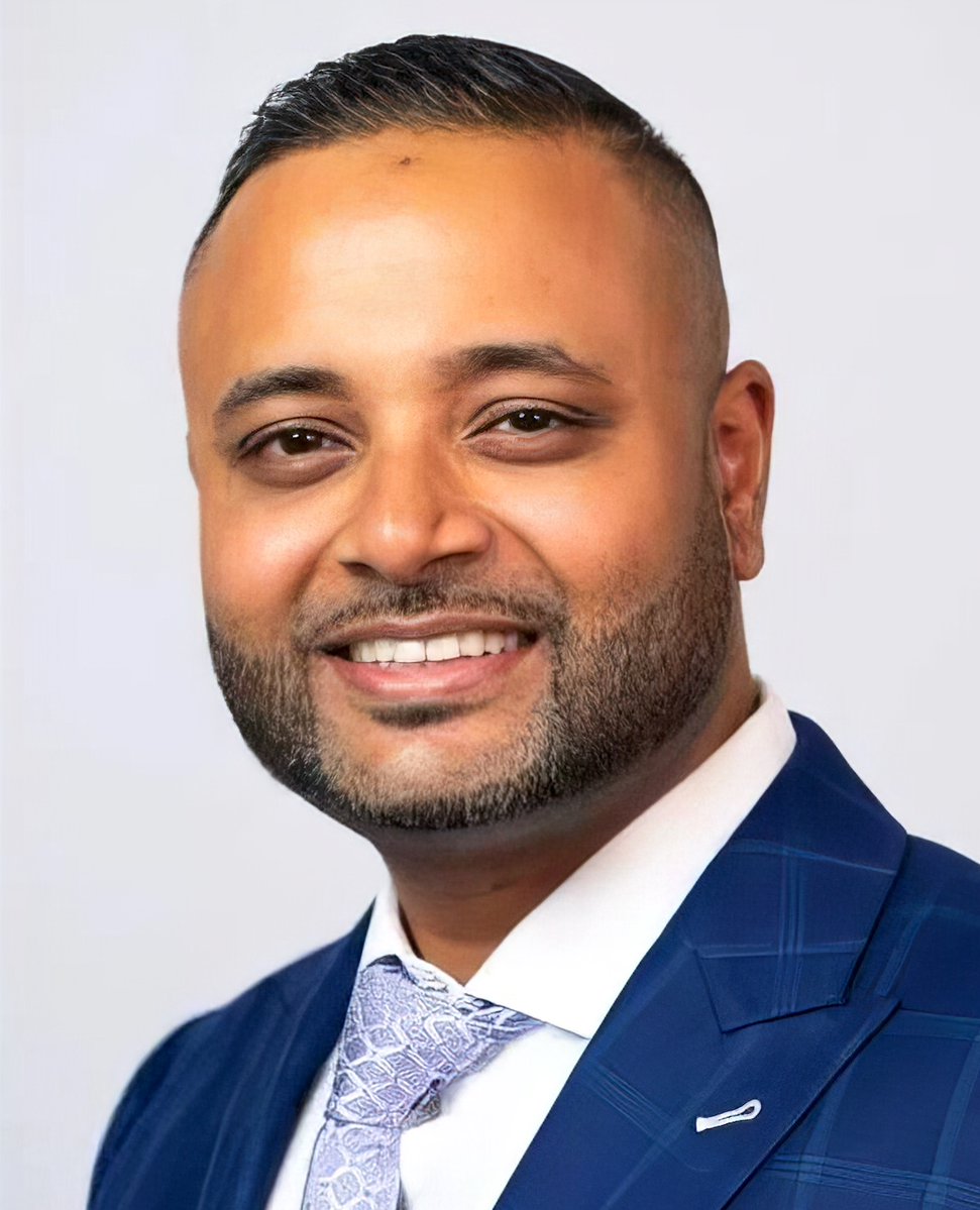 briancrombie's tweet photo. Tonight, Wednesday, October 7, at 6 pm on The Brian Crombie Hour I interview: ✅ Danny Singh, Ward 5. 👉 https://t.co/sGSMj1aOxz
#BrianCrombie #Mississauga #Ward5 #MunicipalElection #LocalPolitics #Transit #Housing #CityCouncil https://t.co/kDaPvj1rCp