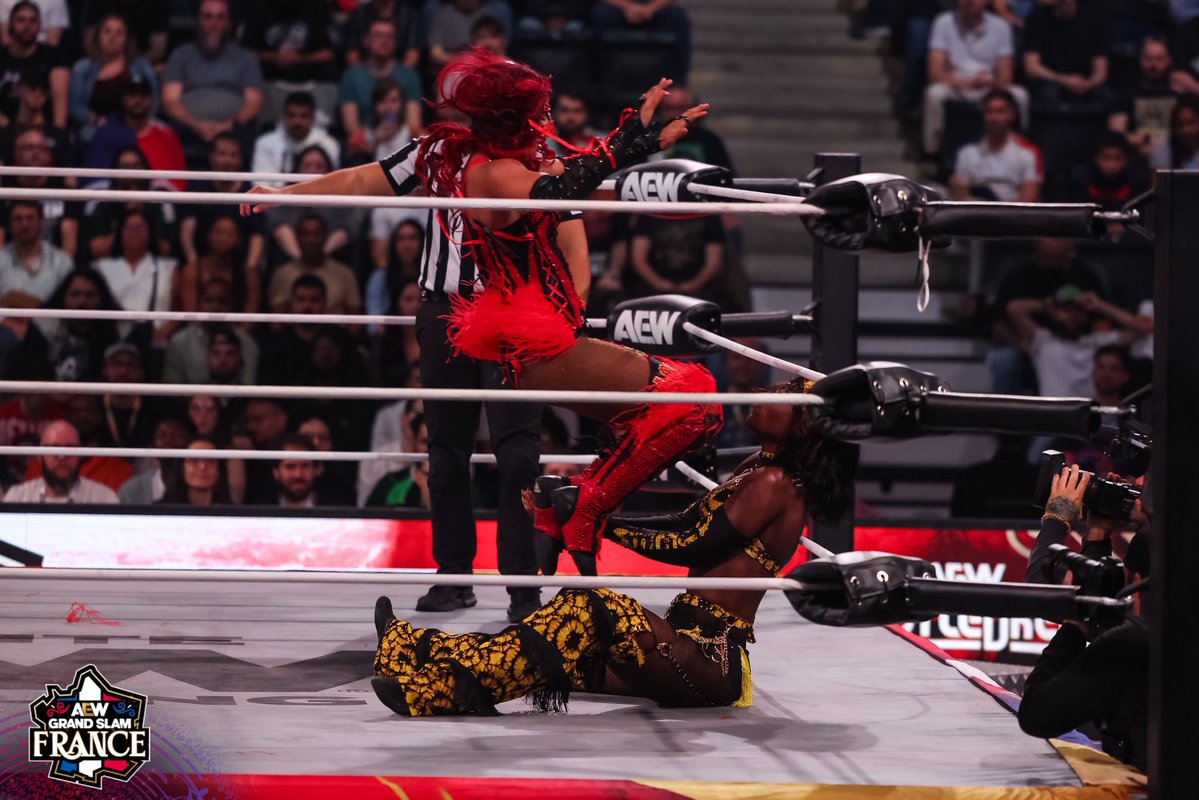MercedesVarnado's tweet photo. All Elite Women 🤑 https://t.co/YIslw50jzE