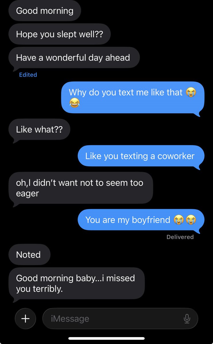 ceraliza's tweet photo. Dating an older guy is so cute cause why does he text like he’s scheduling a meeting 😂😭😂😭 https://t.co/6JRNkzeNwi