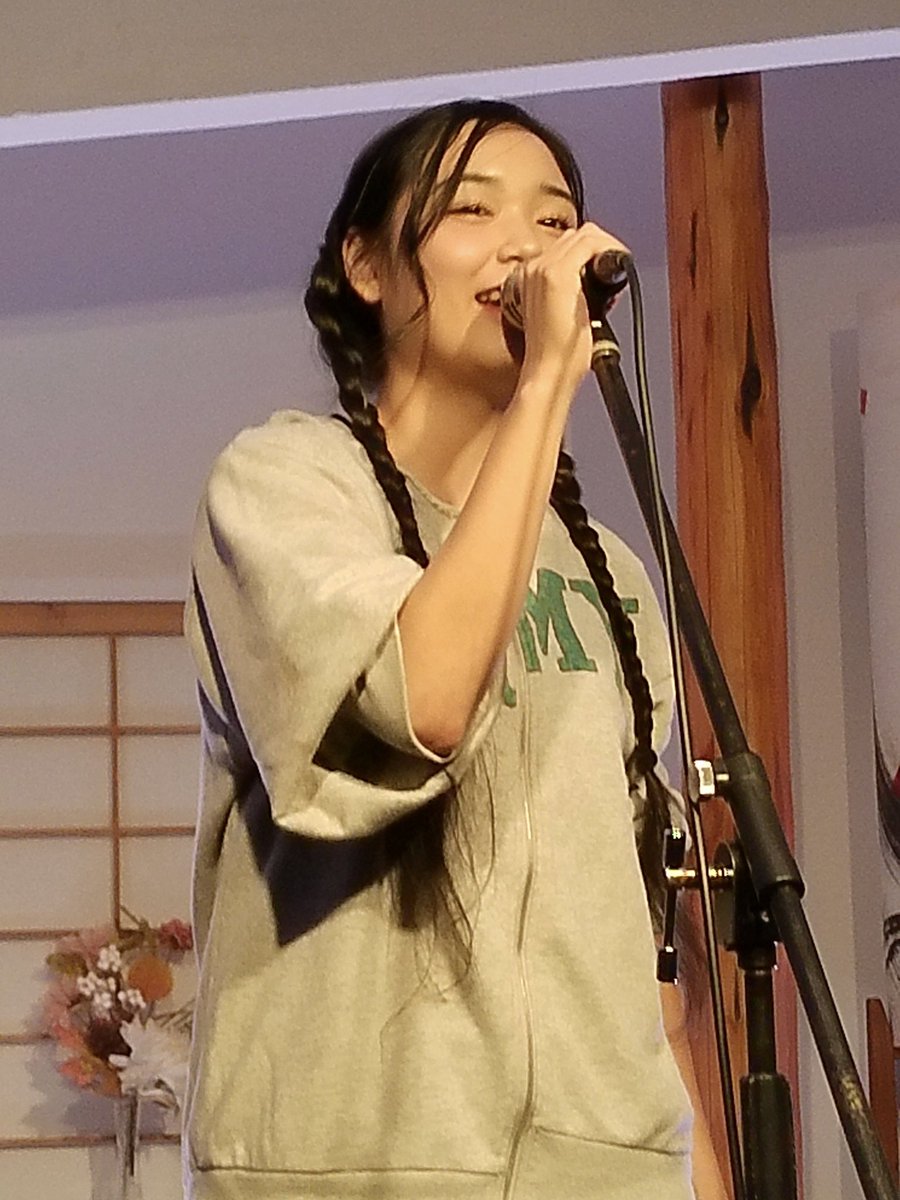 mgamiizaina's tweet photo. 『Music Park #229』

UMAちゃん@UMA07060022 は素直さが個人的に大好き。今日もとても楽しいステージだった。髪型やファッションについてもいろいろお話しできて嬉しかった https://t.co/8Q75MNAKSx