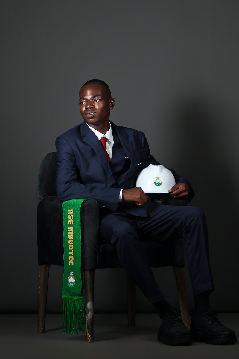 Eng_heartthrob's tweet photo. REINTRODUCING: 
ENGR. IBRAHIM E. YAYA 
(GMNSE, GMNIEEE). 

B.Eng, Electrical and Electronics Engineering. 
First Class  Honors (4.71/5.00, Top 2 in the department)

It wasn't easy but, Alhamdulillahi 🙏🏽

#funaabinduction26 https://t.co/w3MS3YUyEI