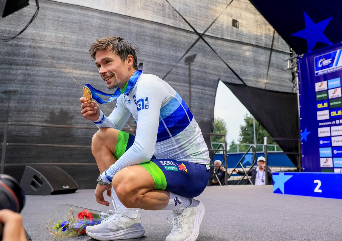 Cocaloca99's tweet photo. Just because! (I can't resist)

📸 sportida https://t.co/s9iYmuRRAB