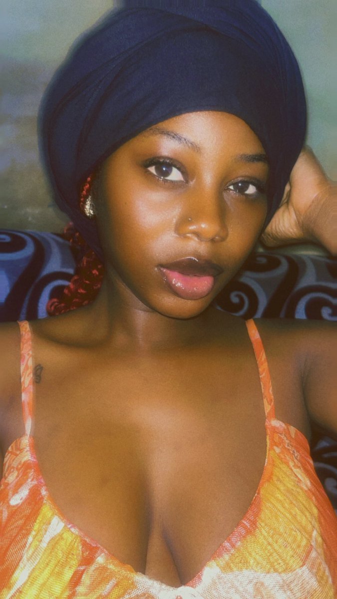 LynaVerse's tweet photo. Spicy🥵😶‍🌫️ https://t.co/LDesNP7YmS