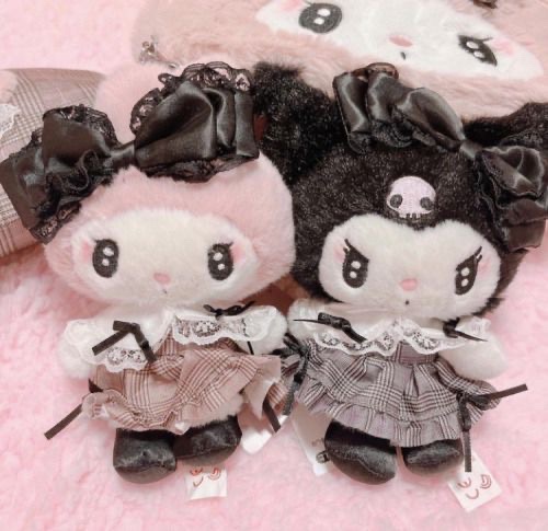 minicaramel_'s tweet photo. 🎀Day 3 of #moothunt !🎀
-My name is caramel
I’m 16
•I follow back, ♡ /  ↺ to be moots!•
-I interact!-
•I’m in multiple fandoms
I enjoy music, drawing, and fashion!
•Basic DNI/just be nice!

#shtwt #edrtwtㅤ #shedtwt #promotwt #intro #moots #venttwt #multifandom #anitwt https://t.co/8hKQ48liGI