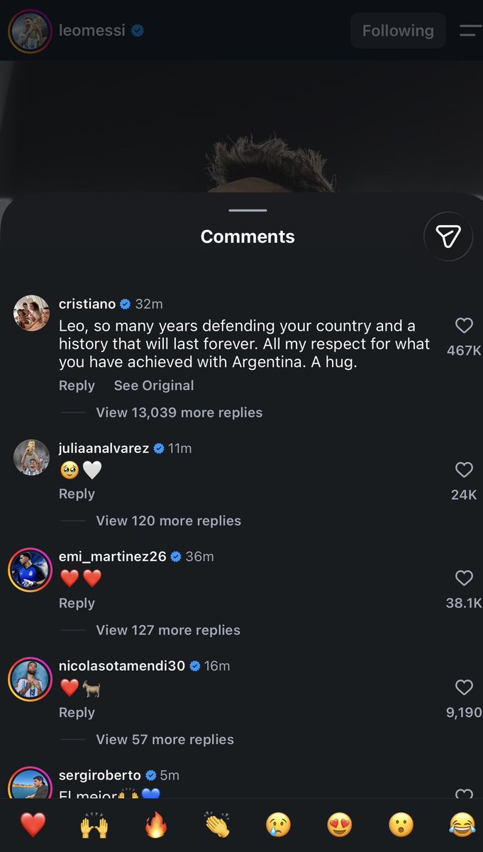 tobyasky's tweet photo. Ronaldo commented on Messi’s retirement post.

Class act.

He also commented on Messi’s post when he lost his dad. https://t.co/0q7FLXvvVi
