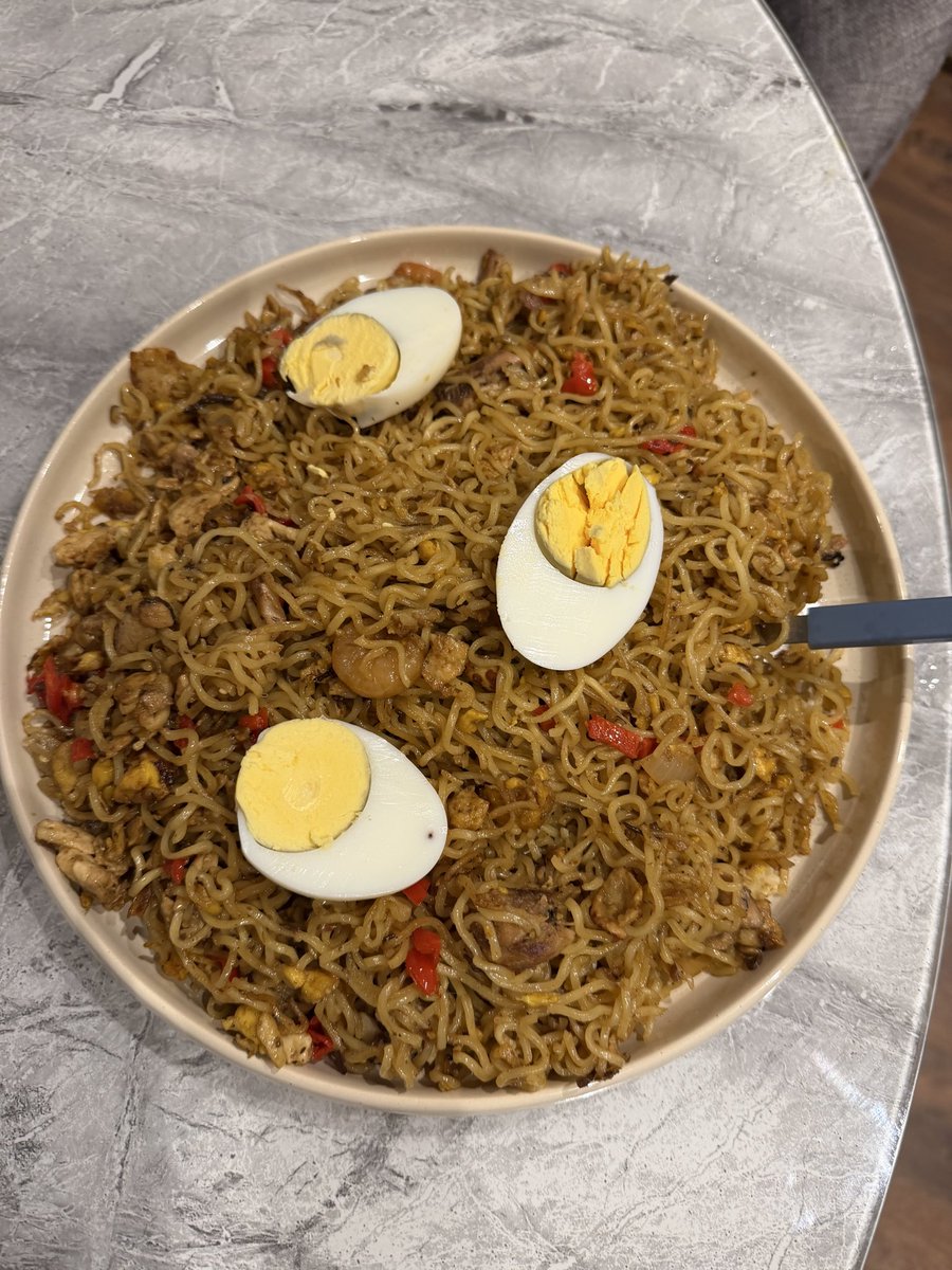 steezy10_'s tweet photo. My wife and I had a little cooking competition. She cooked hers and I did mine 

Which is better looking? 

Mine                        OR                           Hers https://t.co/ShcbELh9Hi