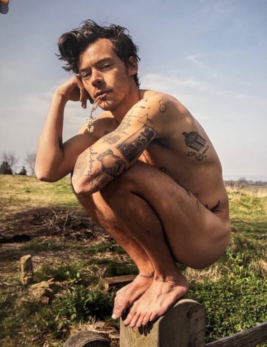 xxlouhs's tweet photo. honestly what a fucking year. https://t.co/OFym2DDmX3