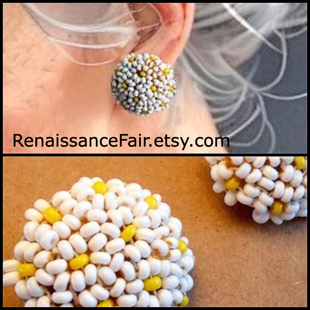 renaissancefai's tweet photo. Vintage White Sugar Beaded Clip On Earrings: 1950s Hong Kong
https://t.co/mM5XiYbnM6?
#earrings #vintage #1950s #clipon #HongKong #white #whiteBeads #surgarBeads #handWired #domed #glassBeads #smallbeads #postWWII #festive #seedbeads https://t.co/Nm6DHlF2OC
