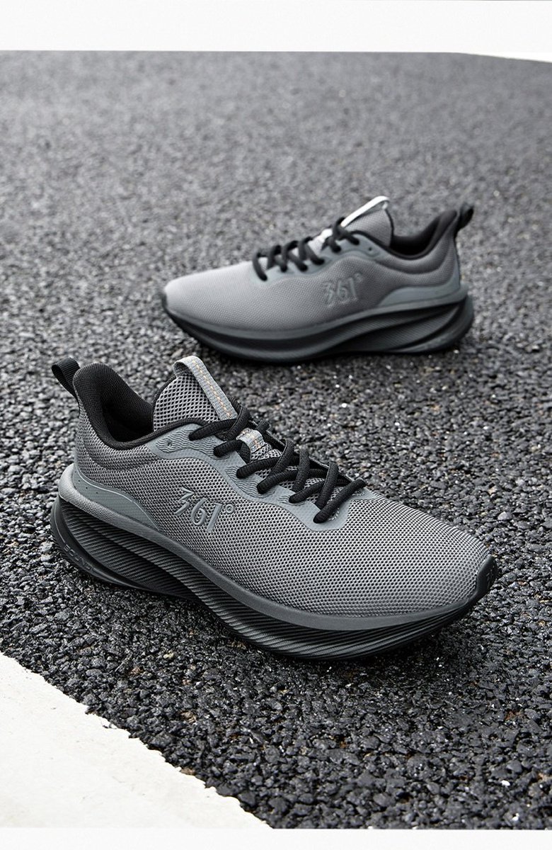 oxistore0's tweet photo. 361 Degrees Fengye 5.0 Running Shoes Lightweight Wear Resistant Shock Absorb Breathable Soft Soled Male Sneakers. 

Get it here : https://t.co/gXG5U9tvGU https://t.co/fhUReBjAYr