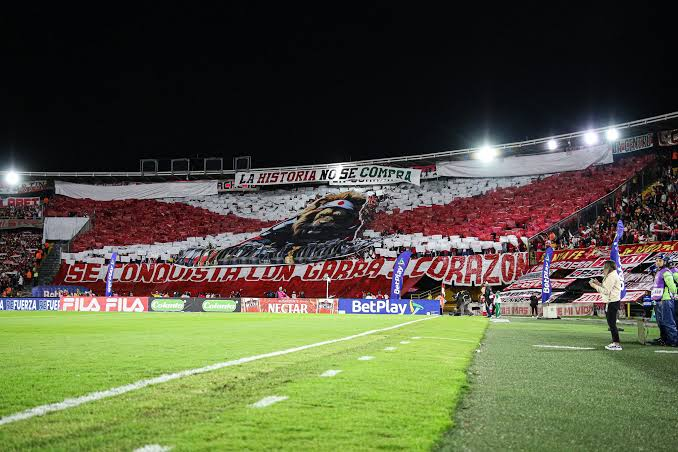 sagfutbol's tweet photo. 🤔 Si no fueses hincha de tu club, ¿De qué club serías? https://t.co/2YbFnw61Cp