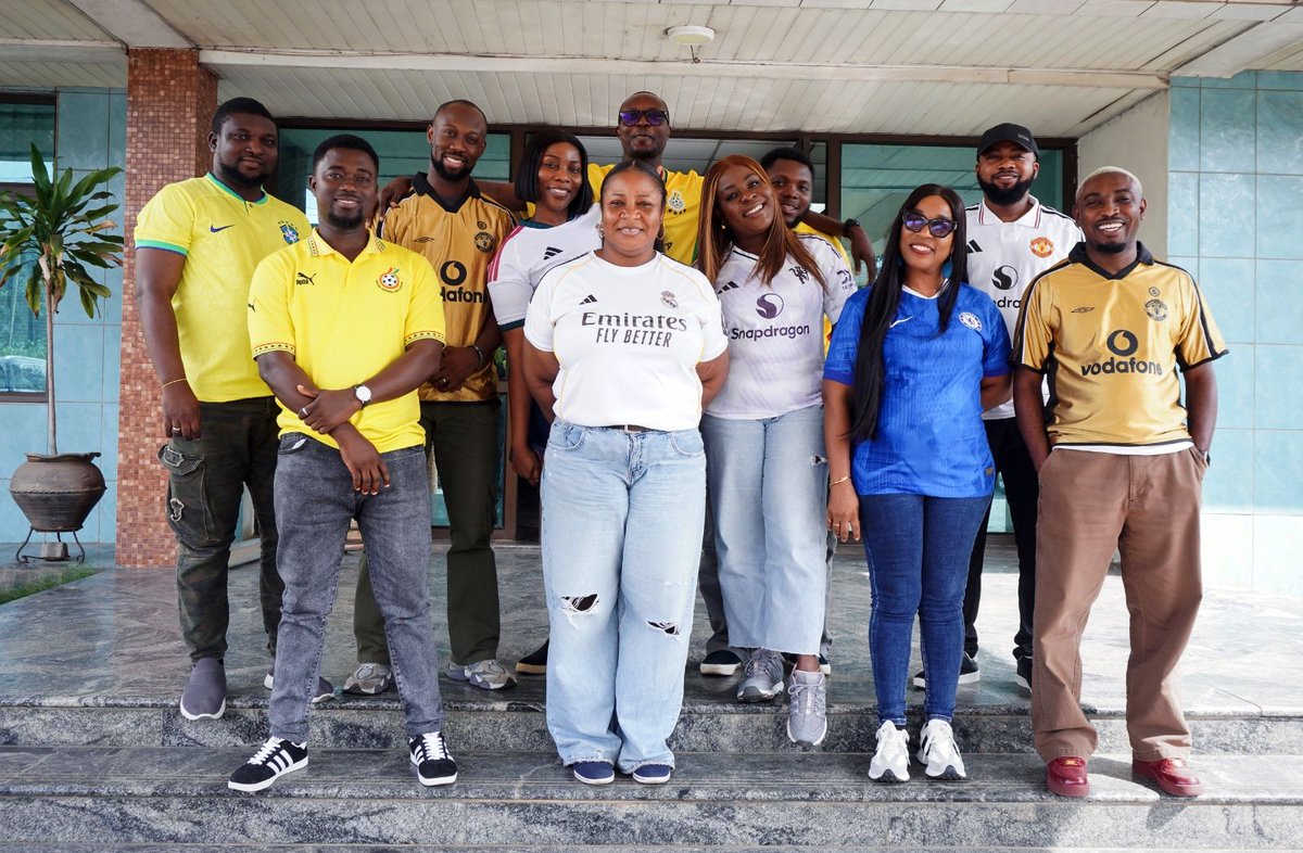 WakanowGhana's tweet photo. Jersey Day out👕⚽🔥

#CustomerServiceWeek2026 ##RepYourJersey #ThinkTravelThinkWakanow https://t.co/luSQ0Q5SEr