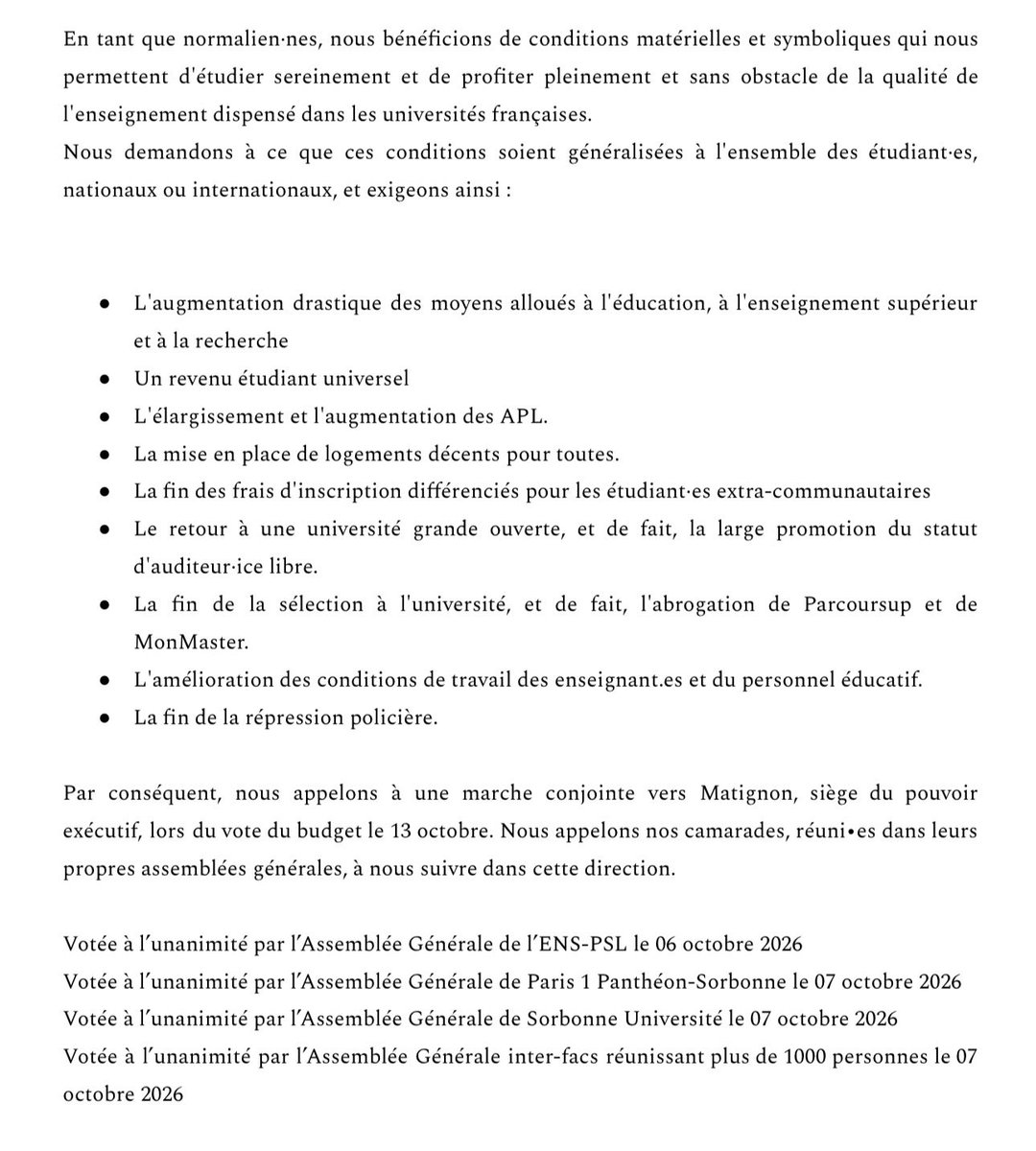 kozz149's tweet photo. Les étudiants de L’ENS ULM ont rédigé une motion qui a été voté par l’AG de l’ENS-PSL, L’AG de Paris 1 Panthéon Sorbonne et Paris 4 Sorbonne université Et ce soir à L’AG interfac par plus de 1000 personnes place de la république. Ils appellent les autres AG des universités à signer la motion et organises une marche vers Matignon le 13 Octobre prochain, lors du vote du budget.