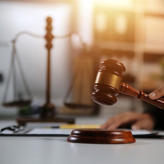 cryptodotnews's tweet photo. BIG: Federal judge dismisses privacy lawsuit against https://t.co/W5zHqS22fz

The case alleged the platform tracked visitors who clicked ��Disable All” on cookies, but the judge found the claims insufficient while allowing the plaintiff 30 days to file an amended complaint. https://t.co/o5FWjh0Nuu