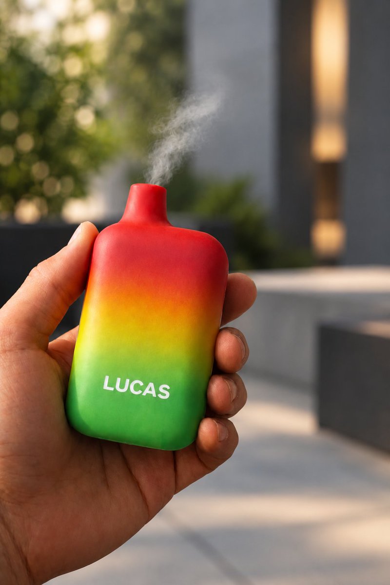 LucasPuffs88175's tweet photo. Brighten up your autumn days with your favorite puff and choose the flavor that suits you best. 🍂🍉🥭🍓🍍
#Puff #PuffForSmoking #AutumnVibes #OctoberVibes #Flavors #PuffLife https://t.co/Fi3POYQ9G8