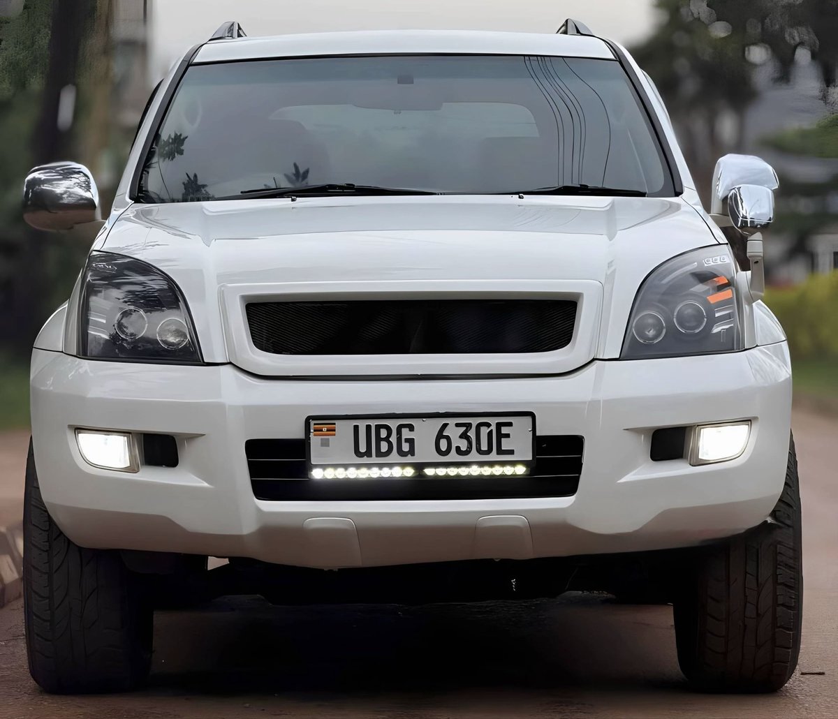 arnoldyosam's tweet photo. 🔥 2010 TOYOTA LAND CRUISER PRADO 🔥

2.7L Petrol | Good as brand new ✨
💰 UGX 69M

Clean, comfortable and ready to hit the road. 🚙🔥

📞 0705176582 / 0765241678
📲 Calls &amp; WhatsApp available

#ToyotaPrado #CarsForSaleUganda #KampalaCars https://t.co/GUDJNUK2JZ