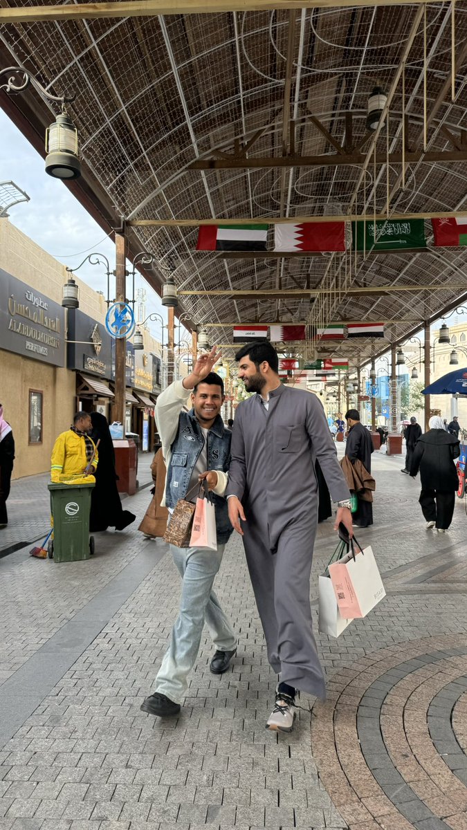 IVl7MD_'s tweet photo. نسخة الكويت كانت استثنائية ، رغم وصولي الجولة الثالثة و منتخبنا ودع المجموعات ذاك اليوم لكن قعدنا للنهاية واستمتعنا ب الاجواء و الفعاليات 

ياليت دوم تكون في الكويت 🇰🇼 https://t.co/yphnHVqyy5